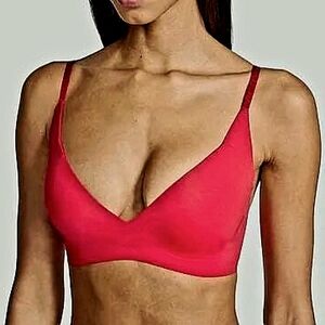 Victoria's Secret Lightly Lined Wireless Convertible Comfort Bra 36C Red